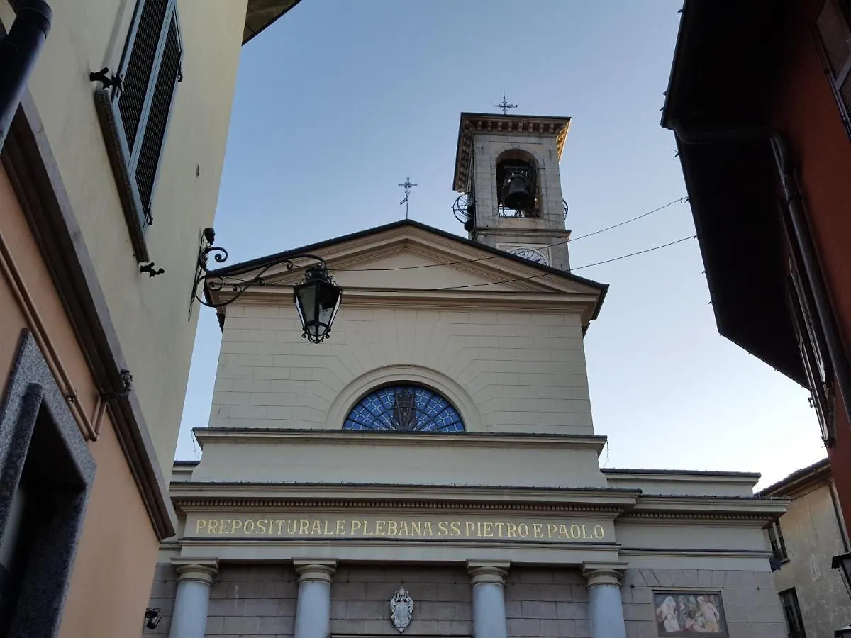 Villa Maghetti - Modernized Flat In Historic Palazzo In The Center Of Luino Apartment