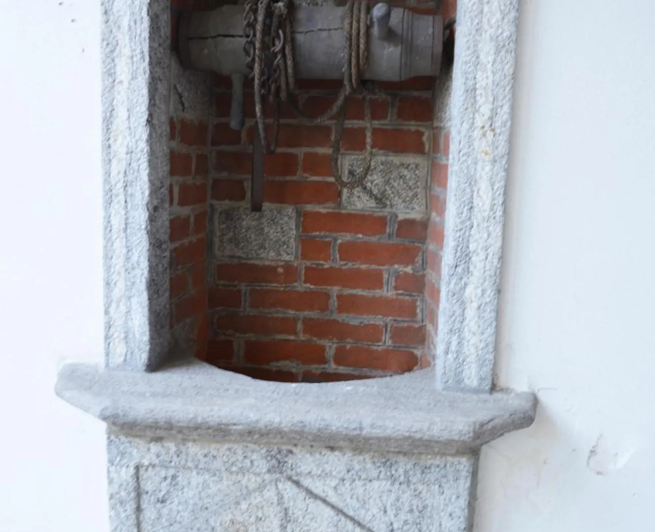 Villa Maghetti - Modernized Flat In Historic Palazzo In The Center Of Luino Apartment